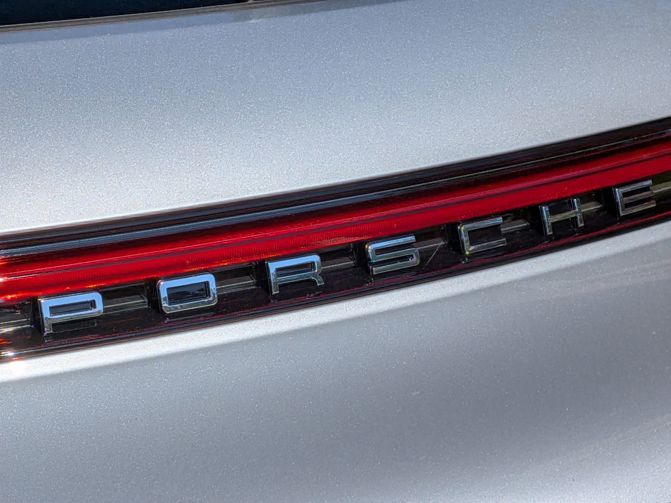 2026 Porsche Macan T - Photo 29