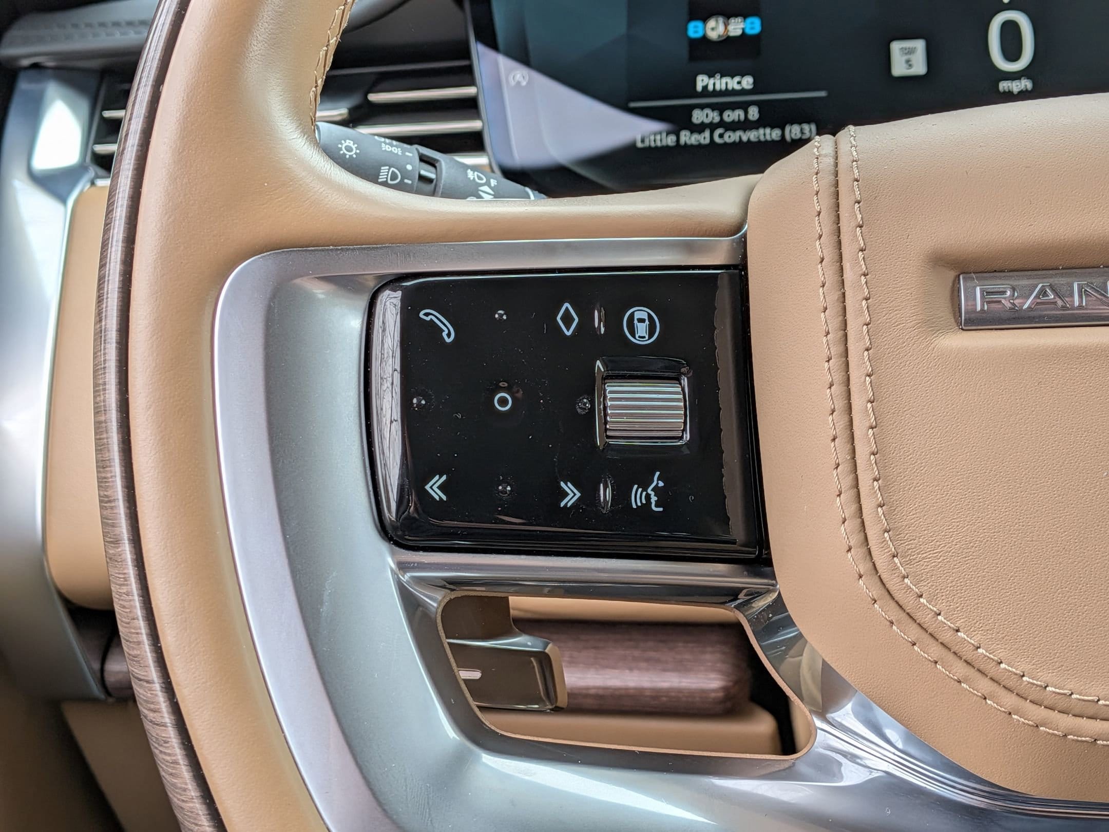 2024 Land Rover Range Rover Autobiography photo 6