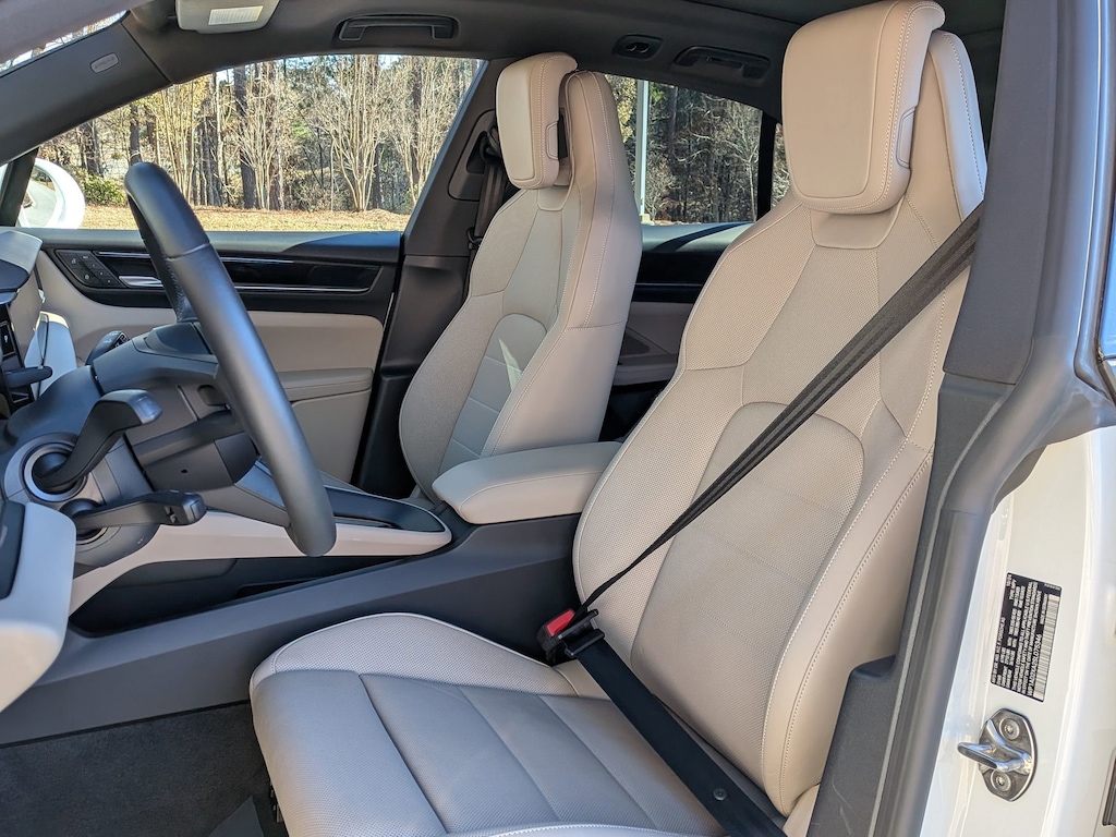 Certified 2025 Porsche Macan Electric SUV