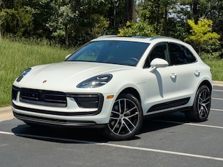 2024 Porsche Macan SUV