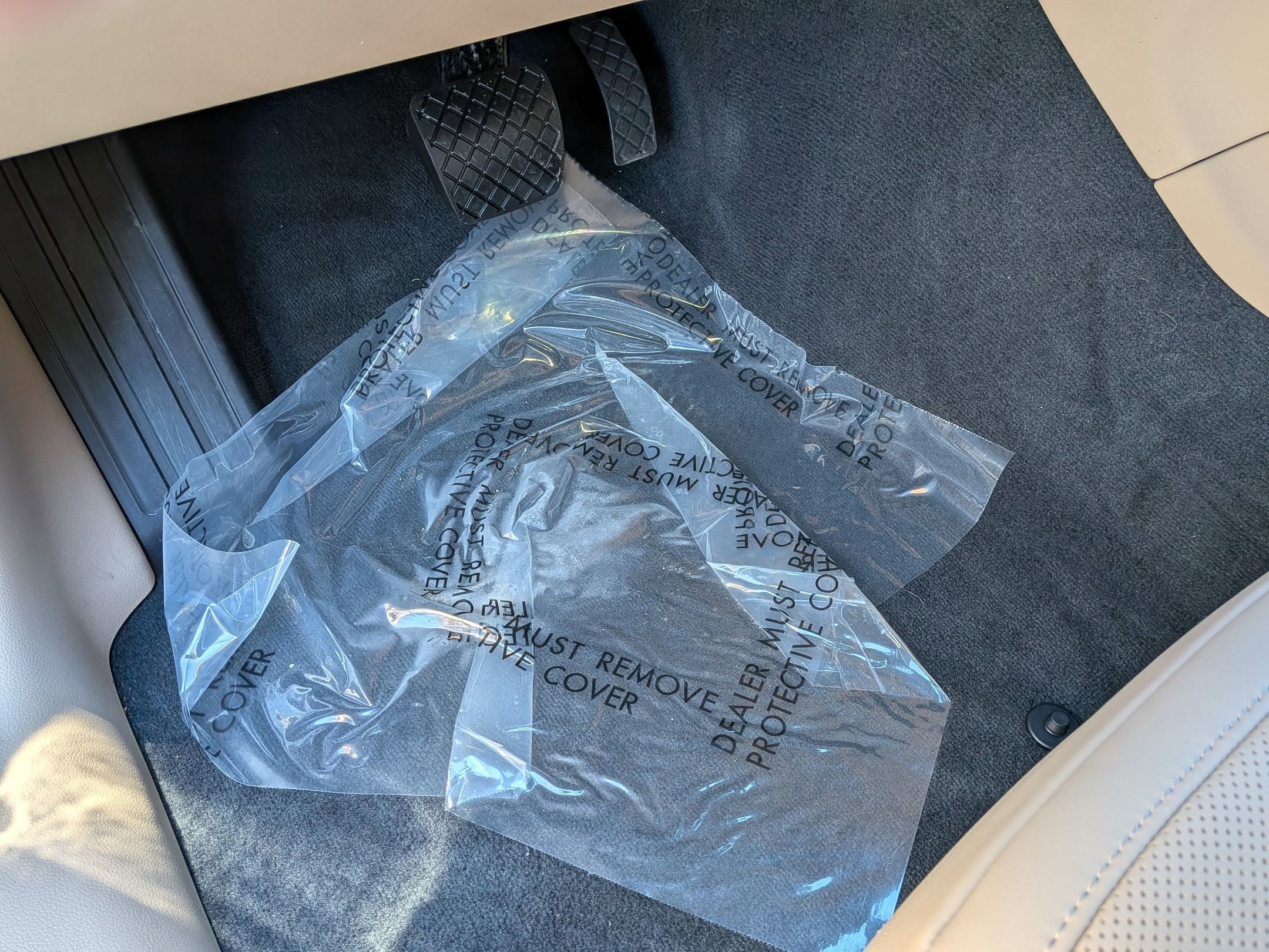 2025 Porsche Macan GTS photo 6