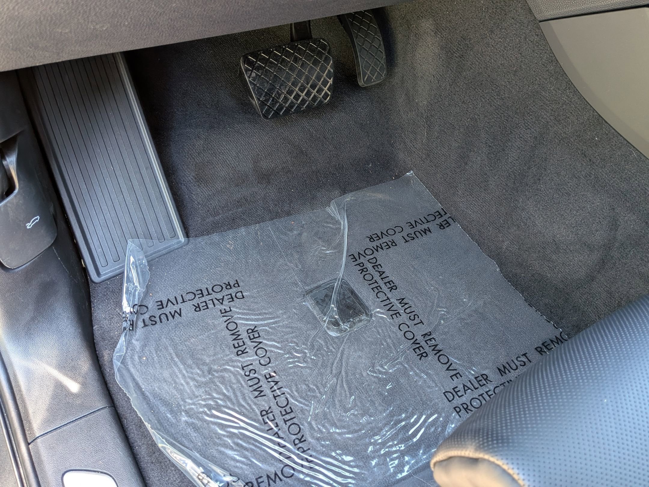 2025 Porsche Cayenne photo 6