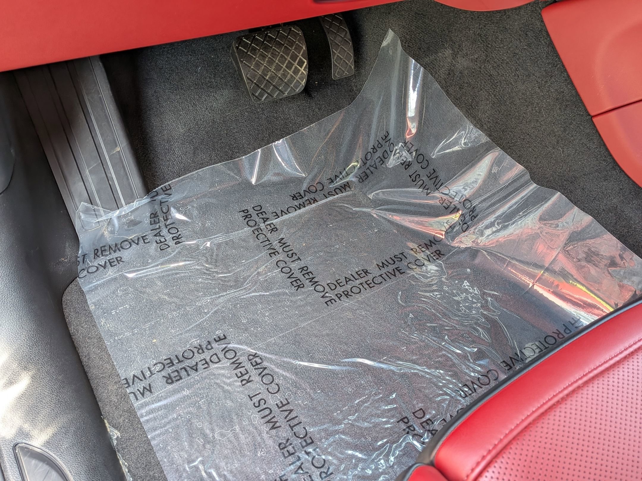 2025 Porsche Macan photo 6