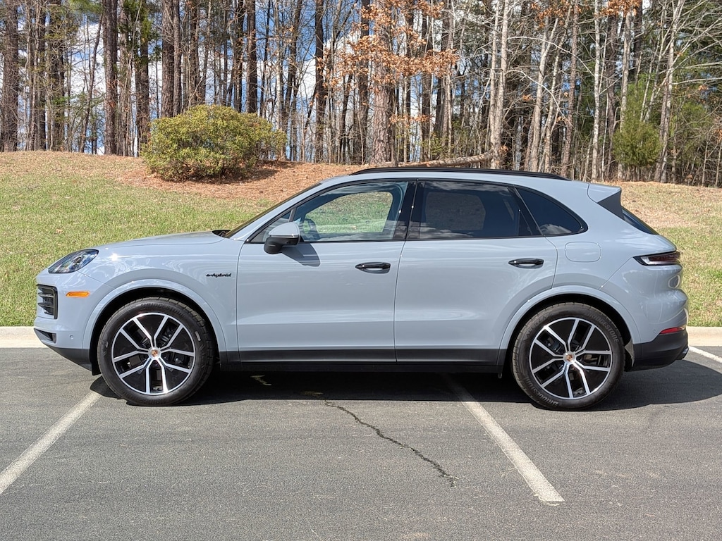 Certified 2025 Porsche Cayenne E-Hybrid SUV