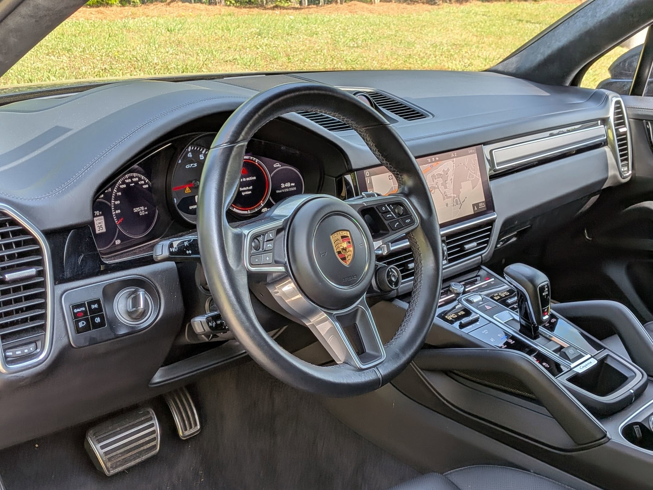 2021 Porsche Cayenne GTS photo 2