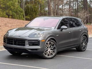 2025 Porsche Cayenne E-Hybrid SUV