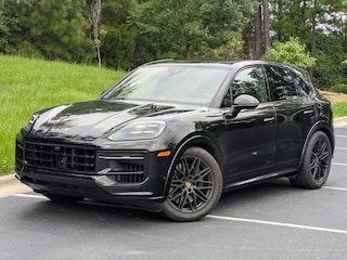 2025 Porsche Cayenne GTS SUV