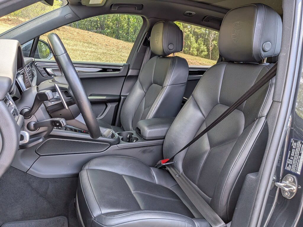 Certified 2023 Porsche Macan SUV