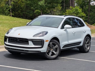 2024 Porsche Macan SUV