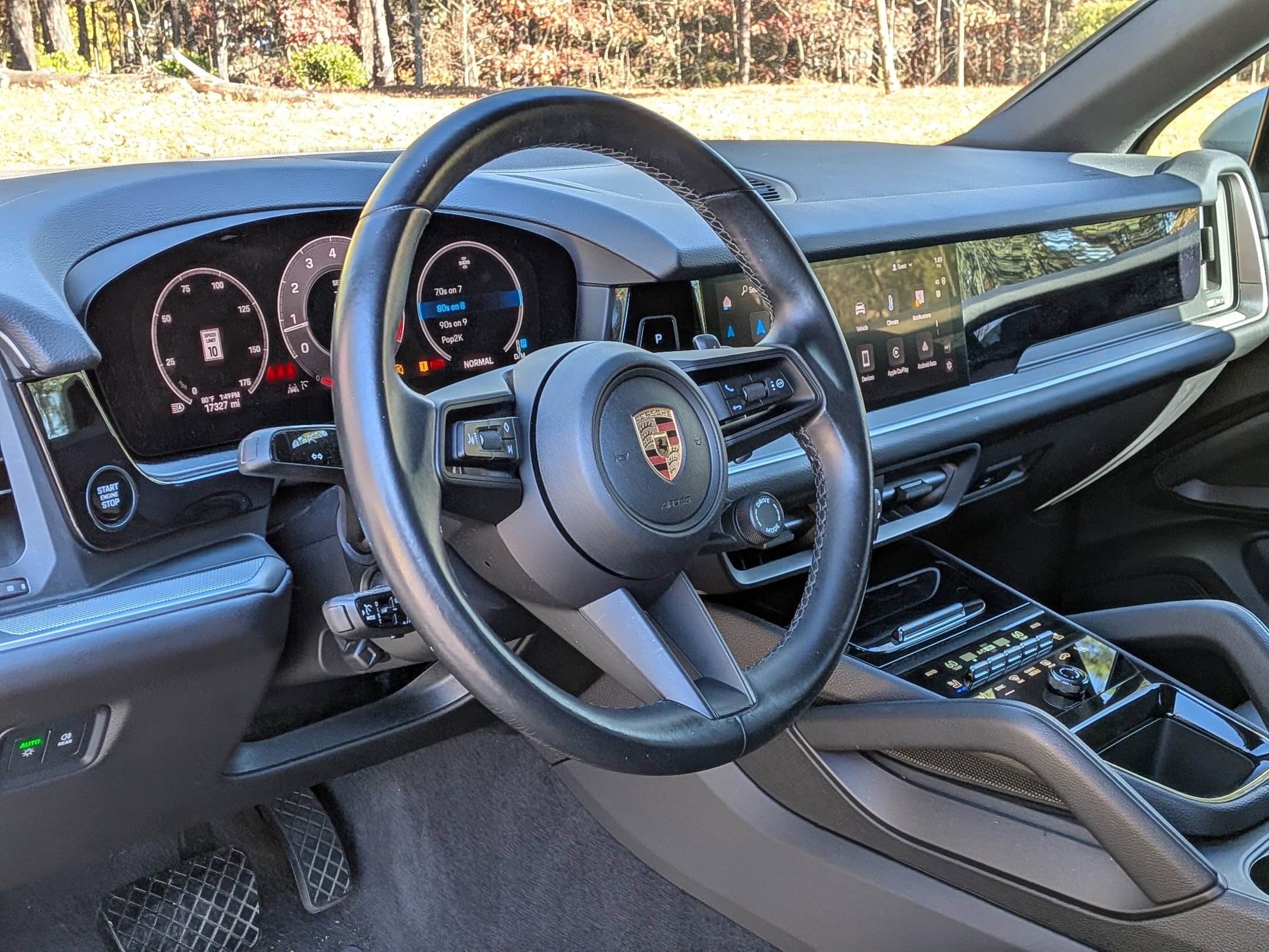2024 Porsche Cayenne photo 4