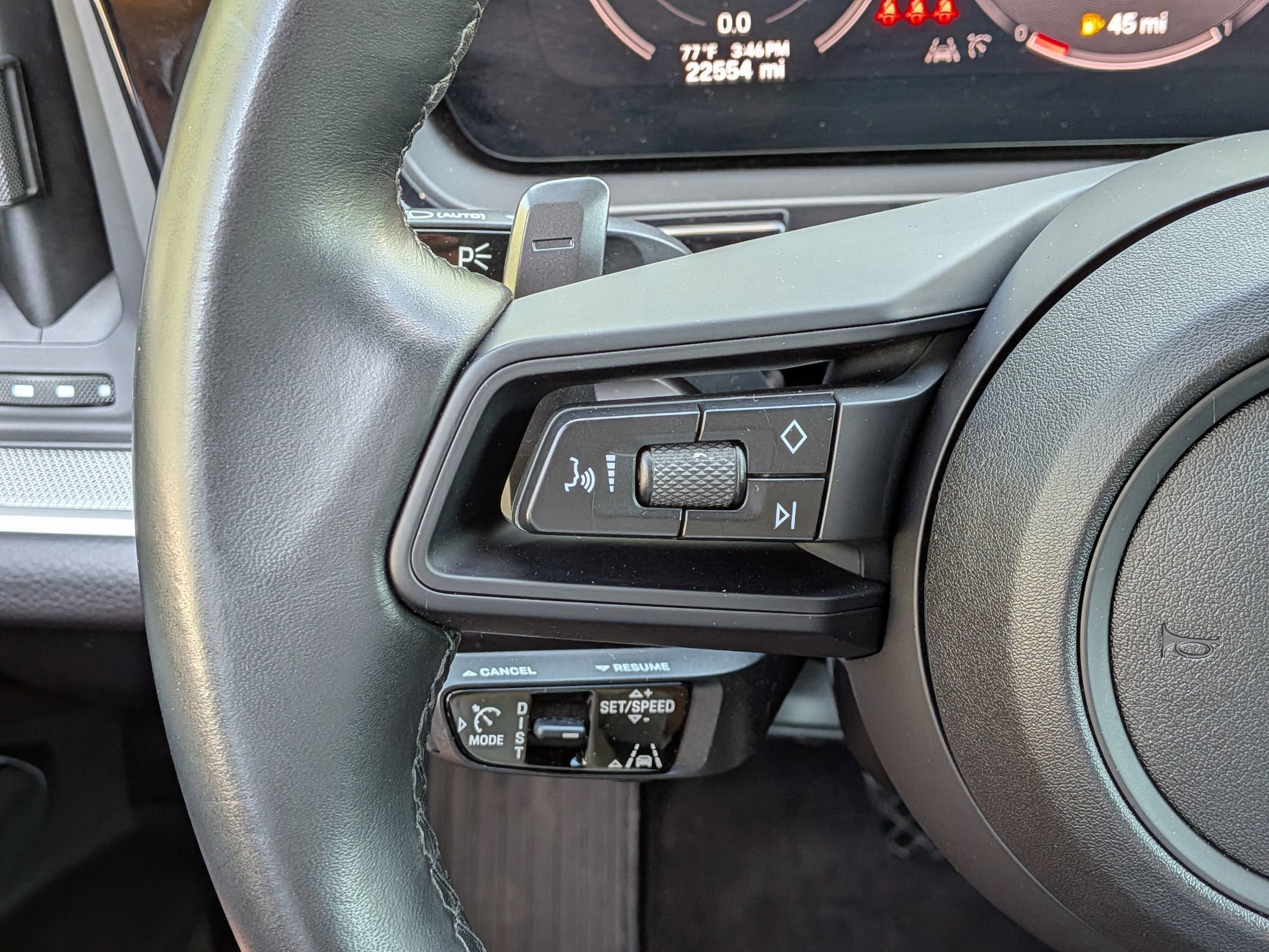 2024 Porsche Cayenne photo 6