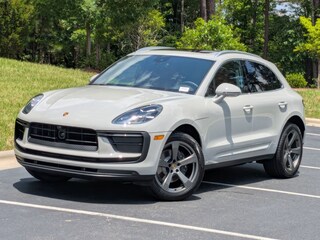 2025 Porsche Macan SUV