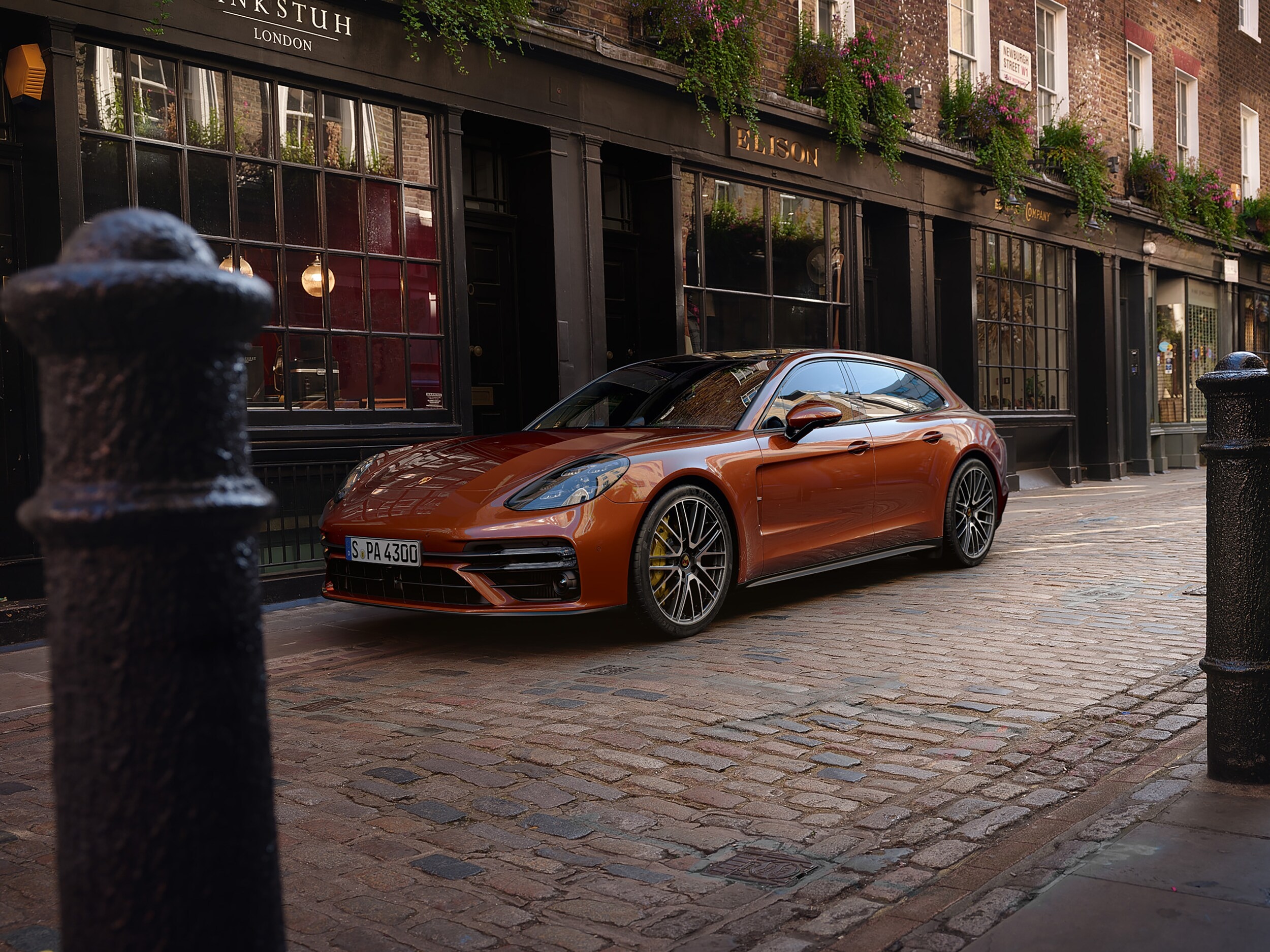 2026 Porsche Panamera Exterior