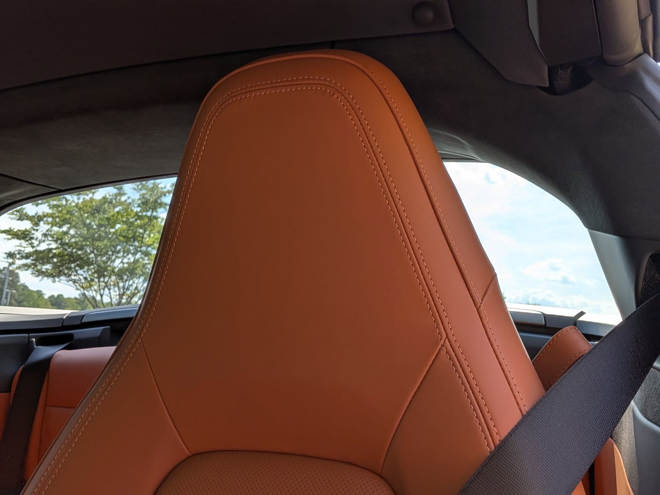 2025 Porsche 911 Targa 4 GTS photo 5