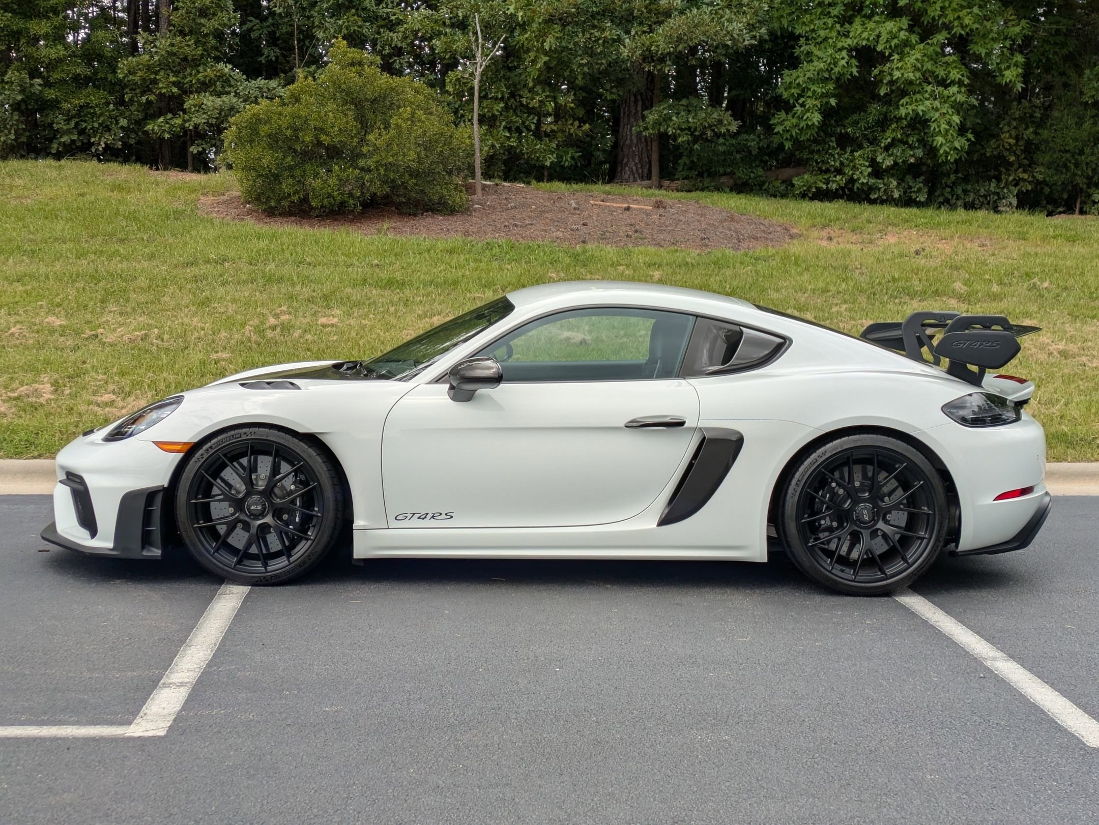 2025 Porsche 718 Cayman GT4 RS