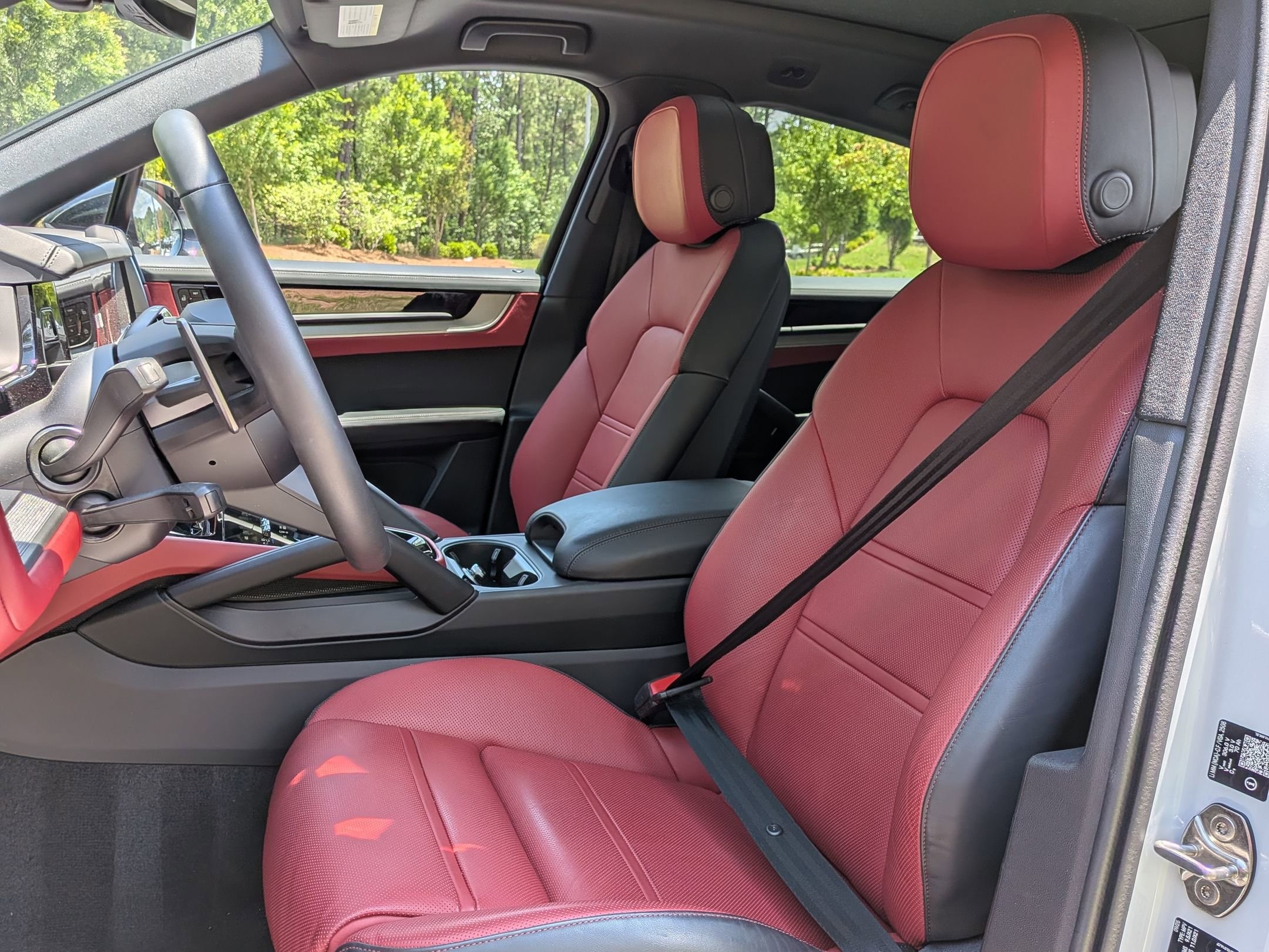 Porsche Cayenne E-Hybrid Coupe