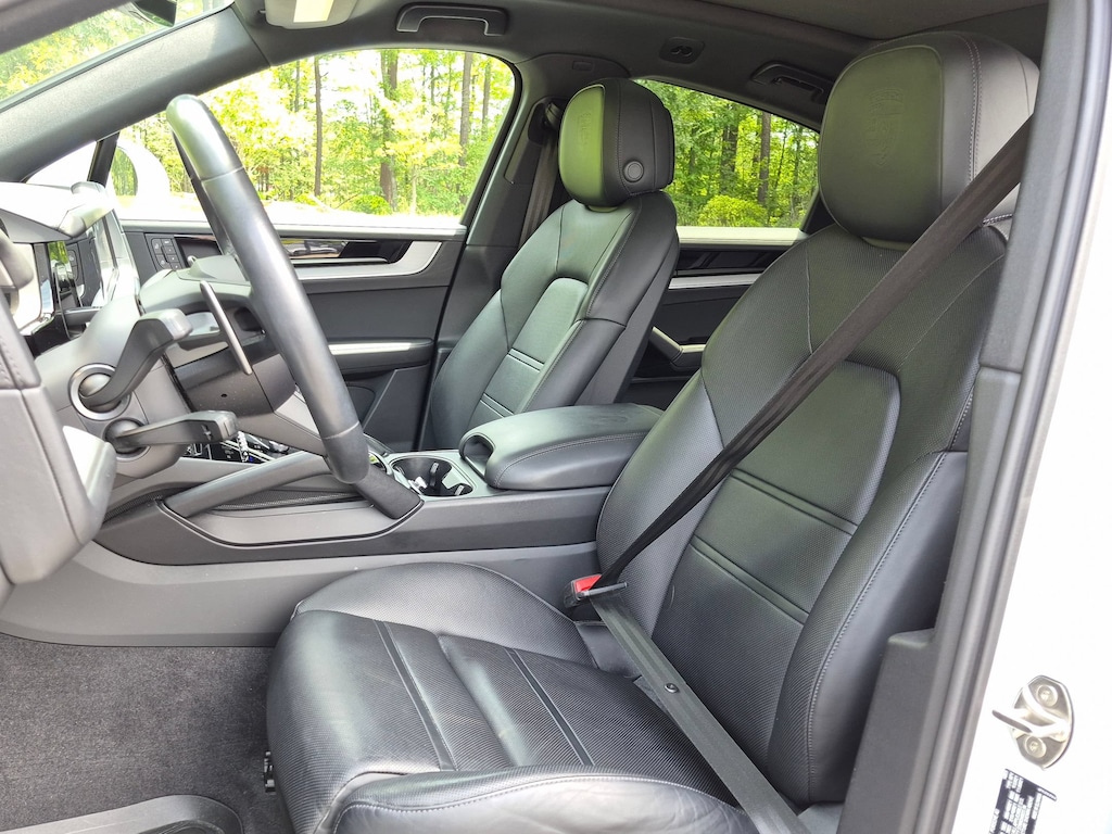 Certified 2024 Porsche Cayenne Coupe SUV