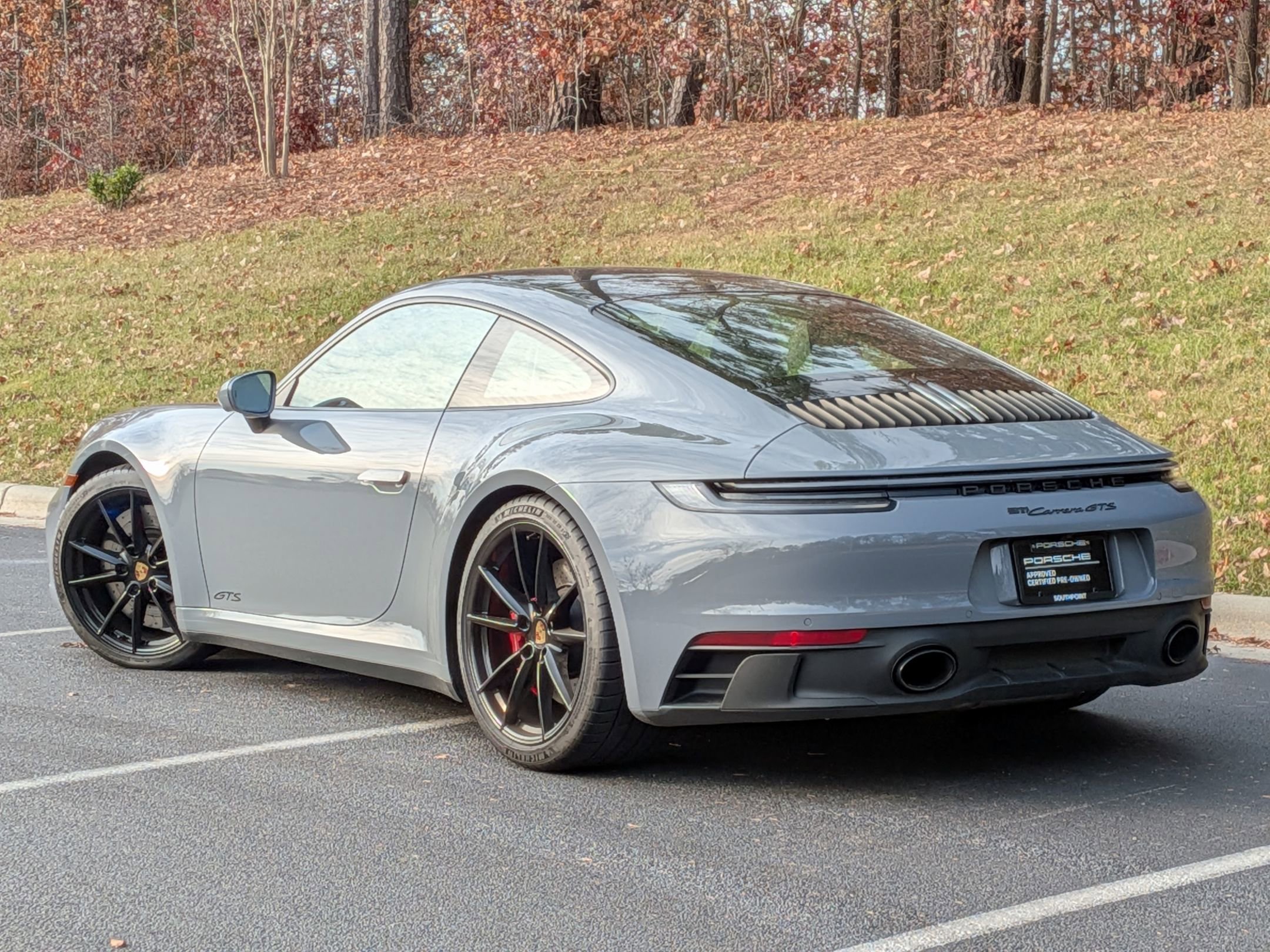 2024 Porsche 911 GTS photo 3