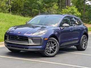 2025 Porsche Macan T SUV