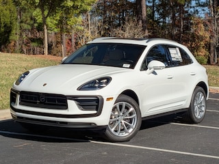 2026 Porsche Macan SUV