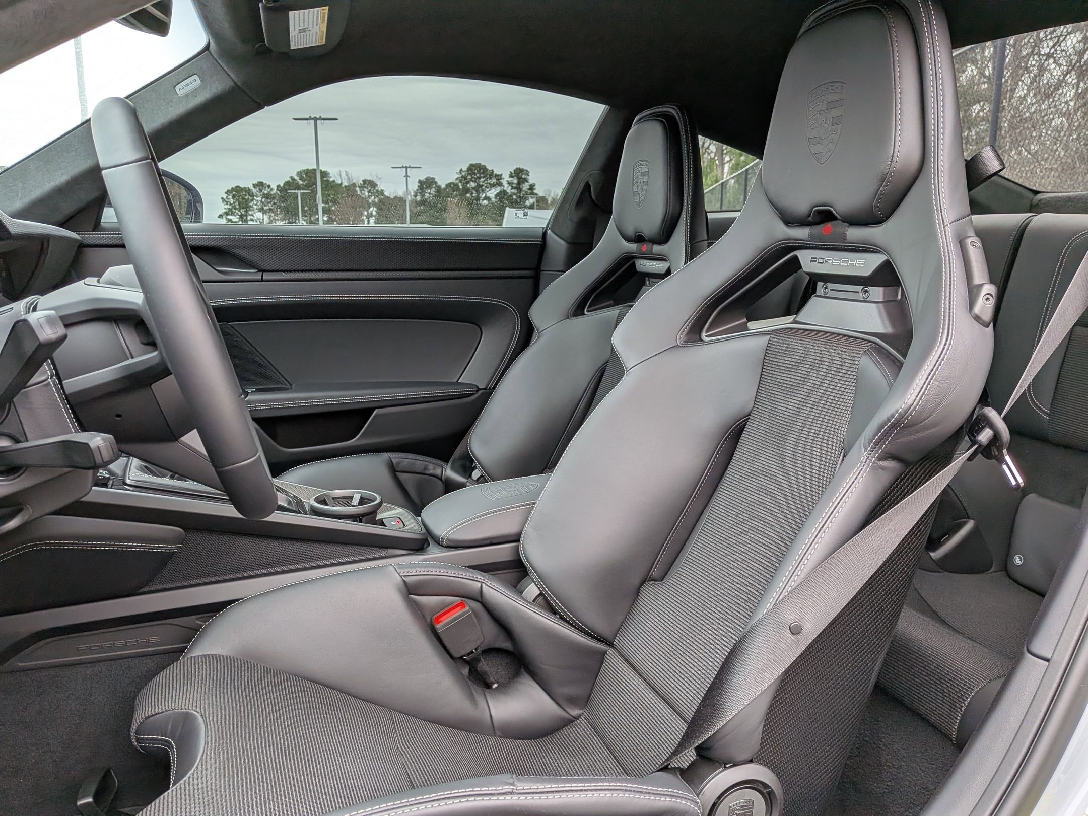 2026 Porsche 911 GT3 w/Touring Package photo 4