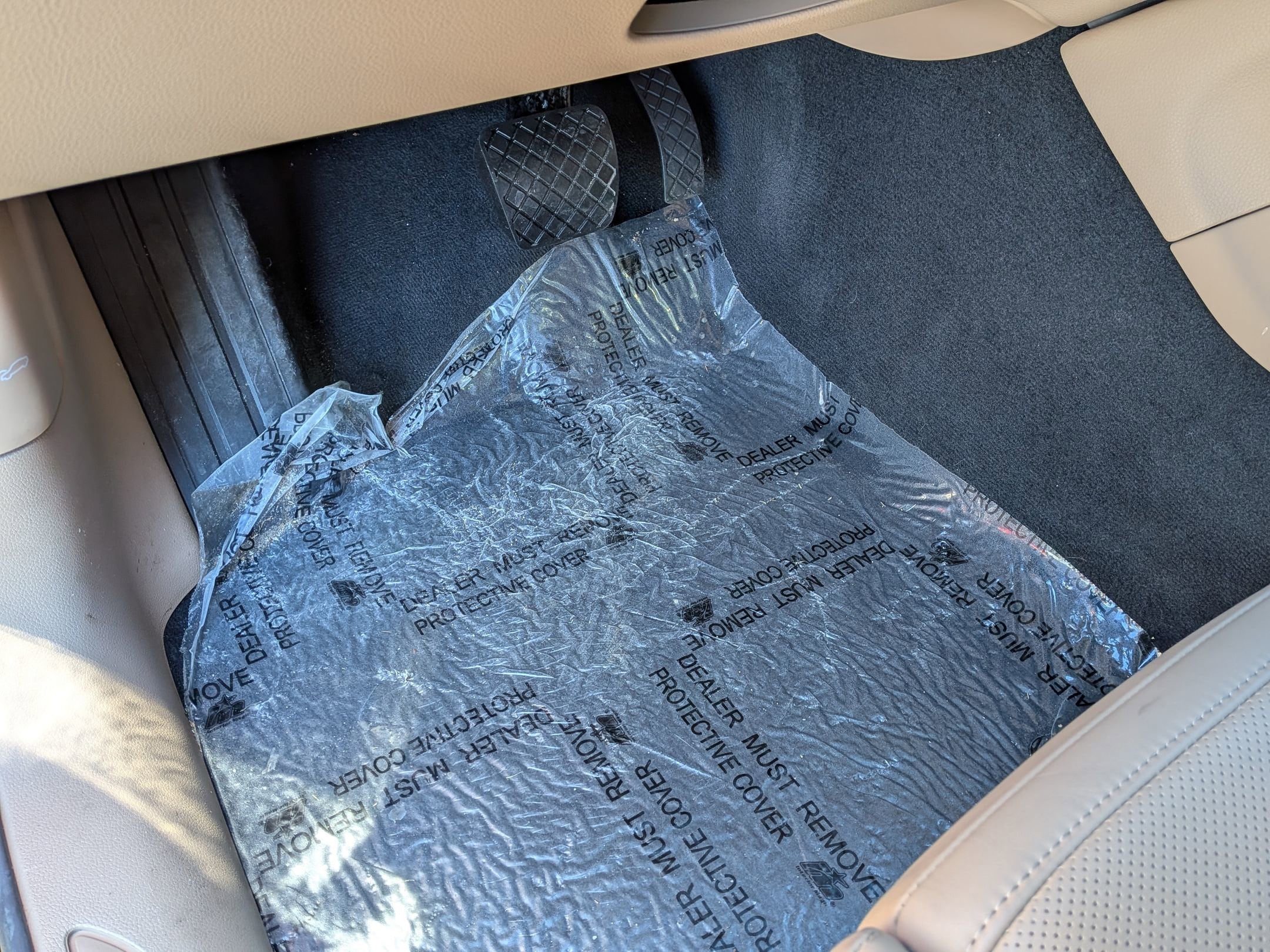 2025 Porsche Macan photo 6