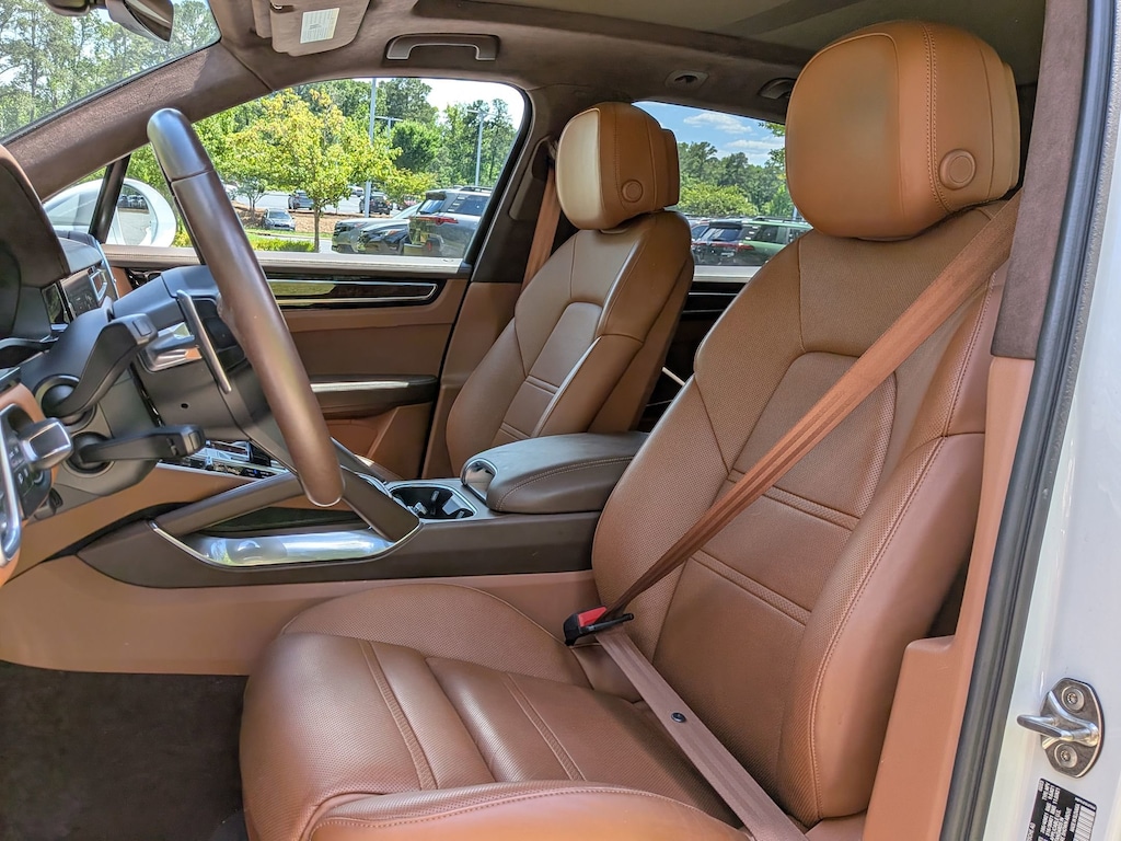 Certified 2023 Porsche Cayenne Turbo SUV