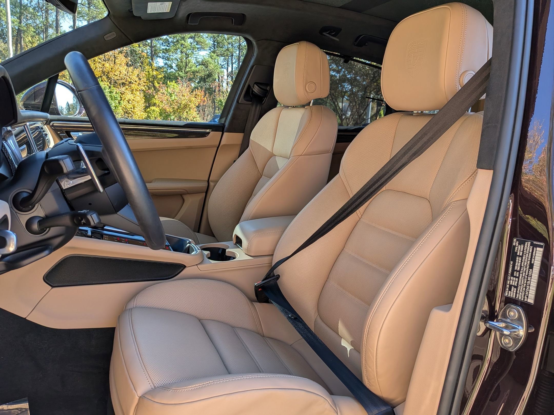 2025 Porsche Macan GTS photo 4