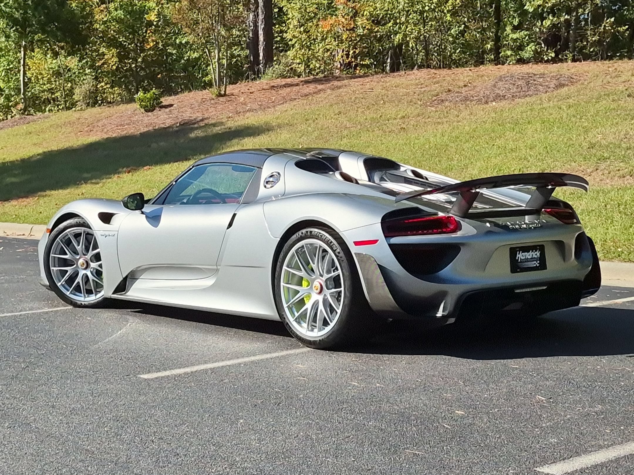 Used 2015 Porsche 918 Spyder w/Weissach Pkg Convertible