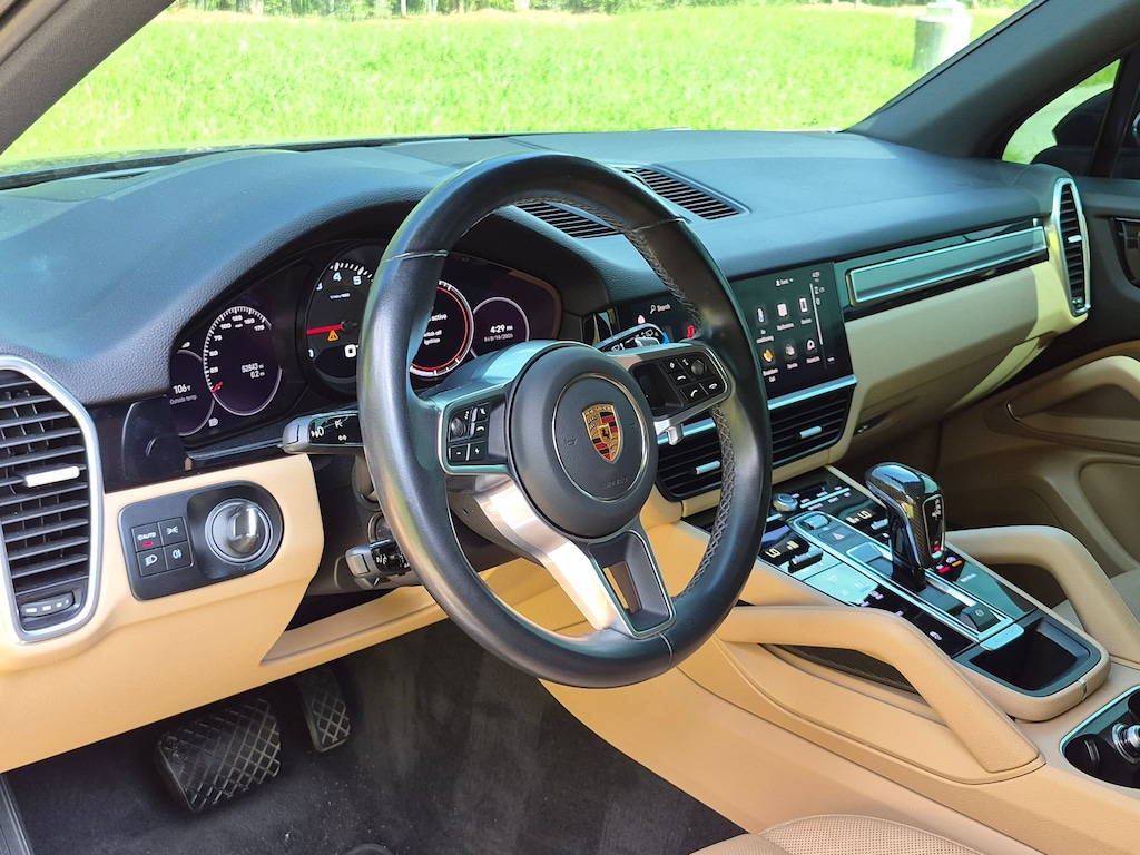 Certified 2022 Porsche Cayenne Platinum Edition SUV