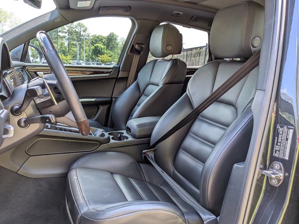 Certified 2026 Porsche Macan SUV