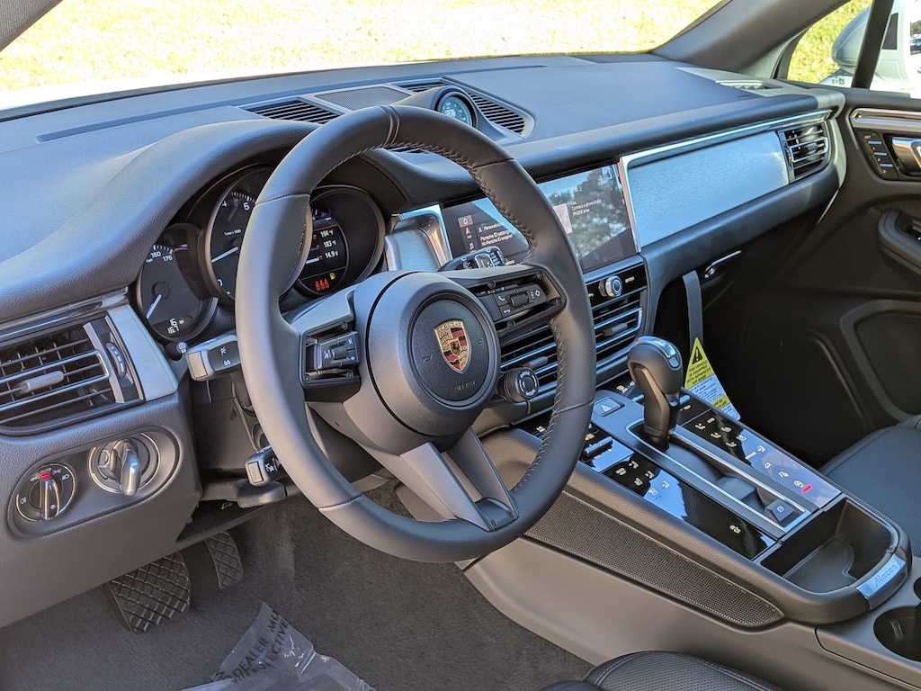 New 2026 Porsche Macan SUV