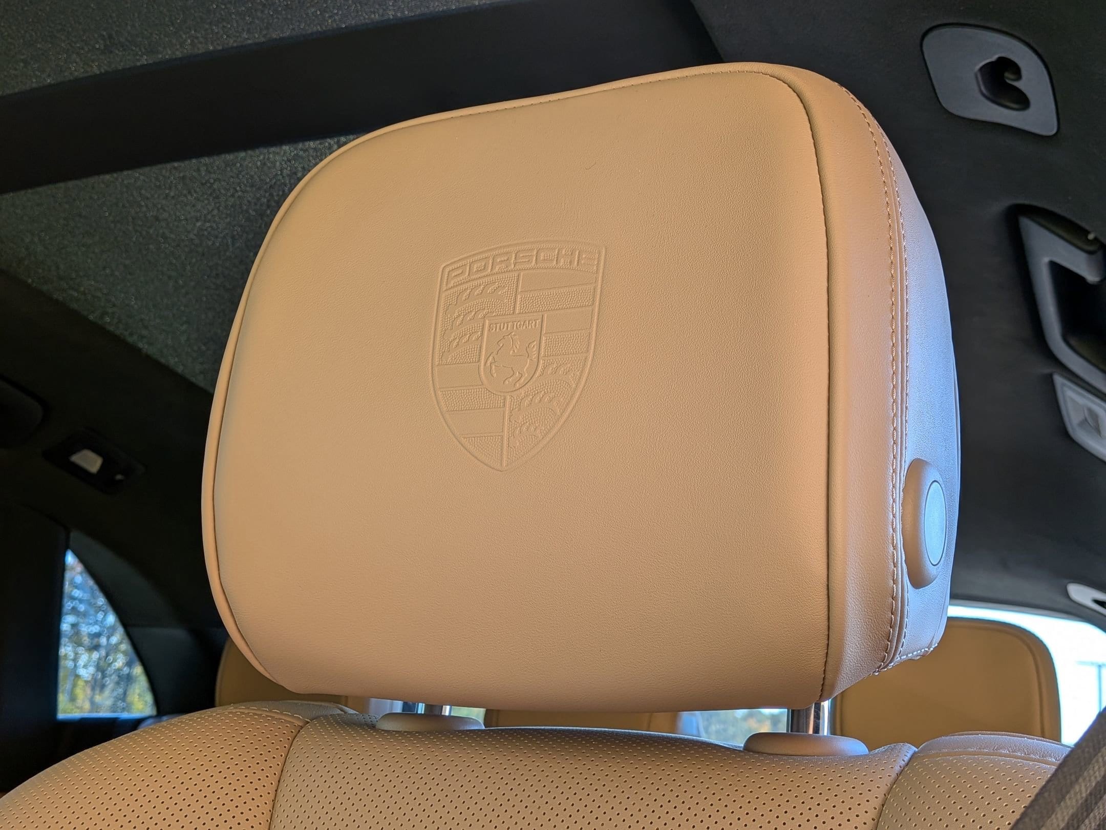 2025 Porsche Macan GTS photo 5