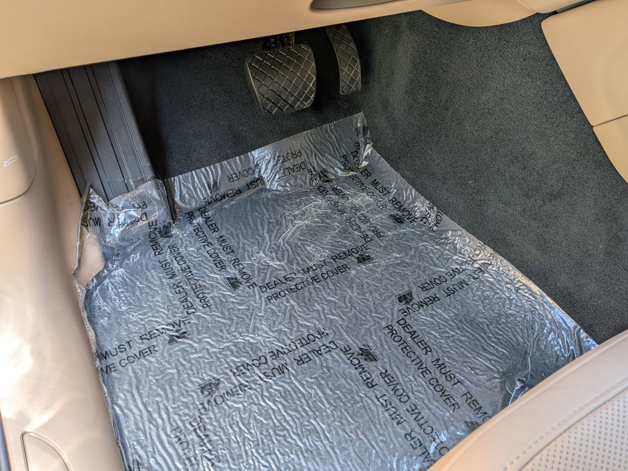 2025 Porsche Macan photo 6