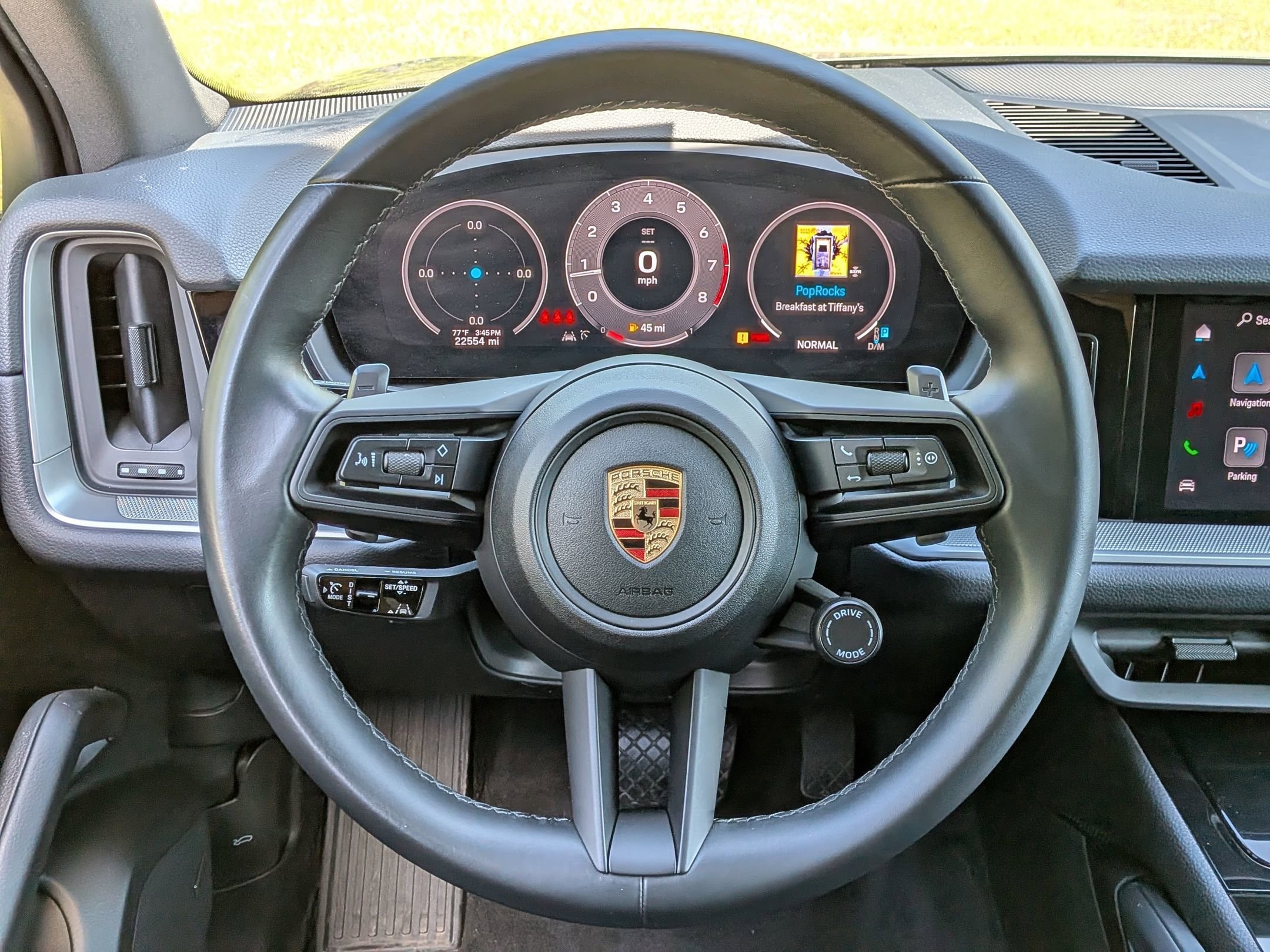 2024 Porsche Cayenne photo 5