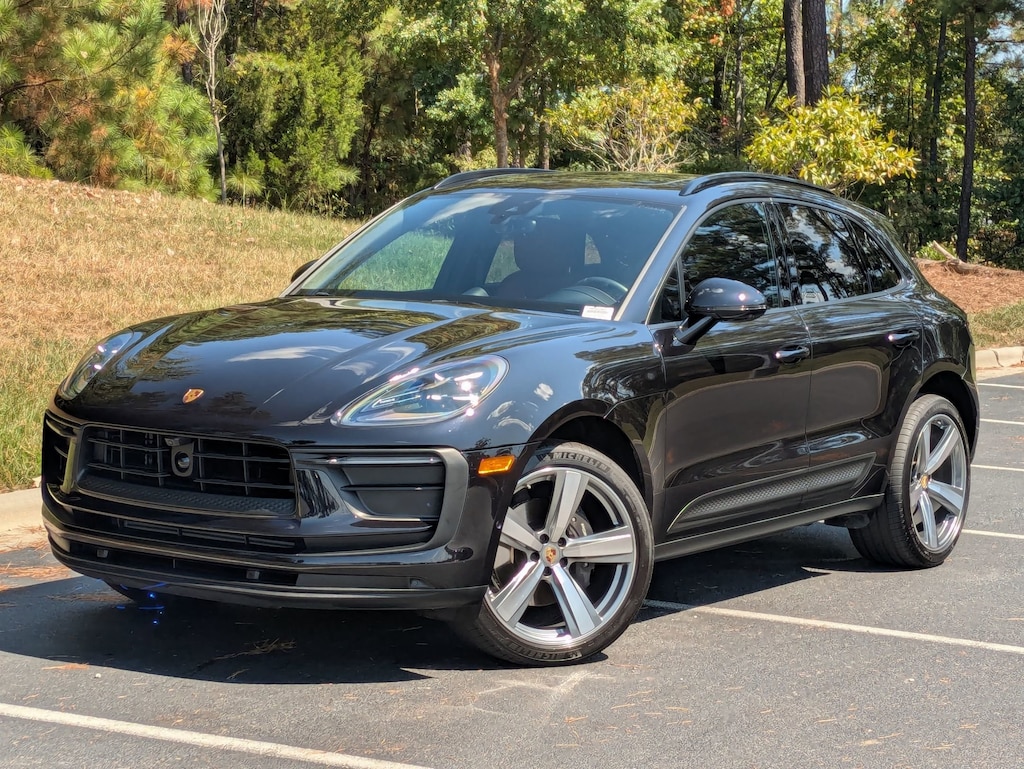 Certified 2024 Porsche Macan  SUV