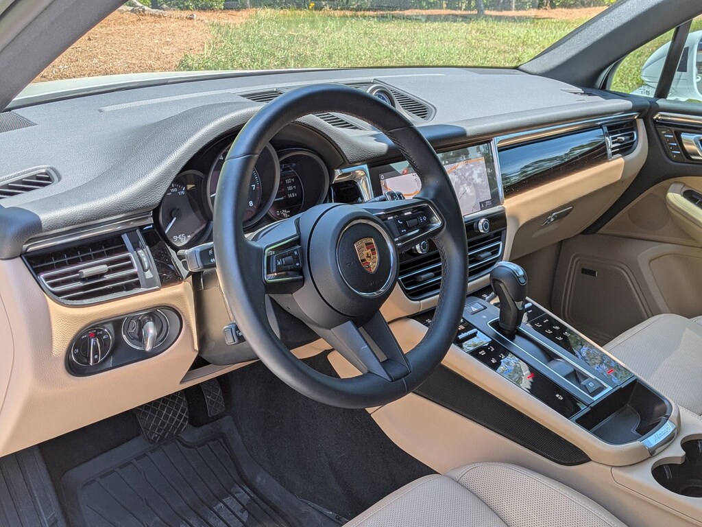 Certified 2025 Porsche Macan SUV