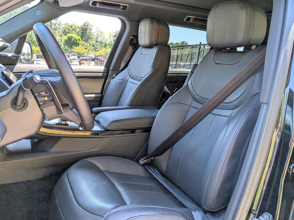 Used 2024 Land Rover Range Rover Sport SE SUV