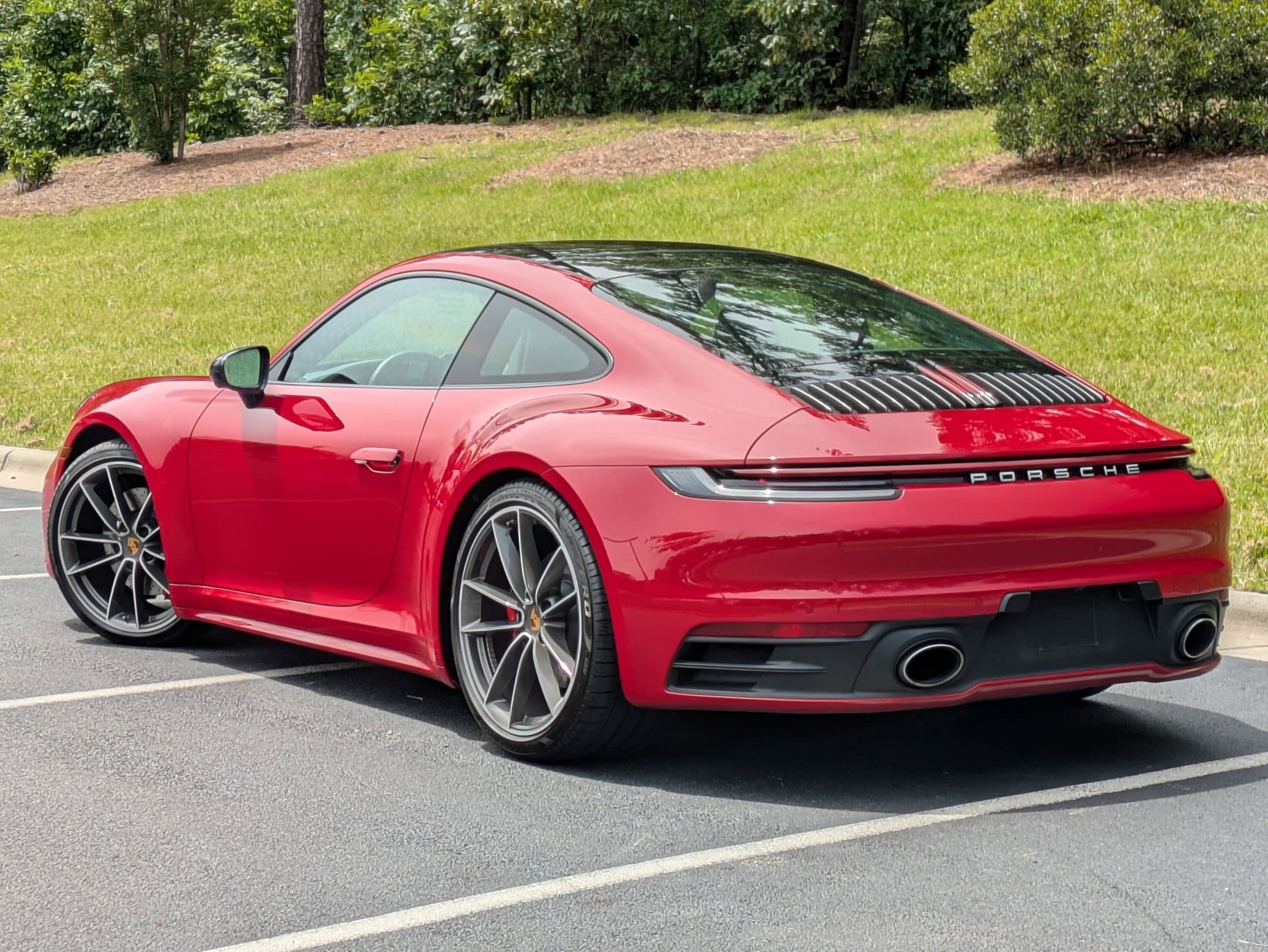 2024 Porsche 911 Carrera 4S photo 2