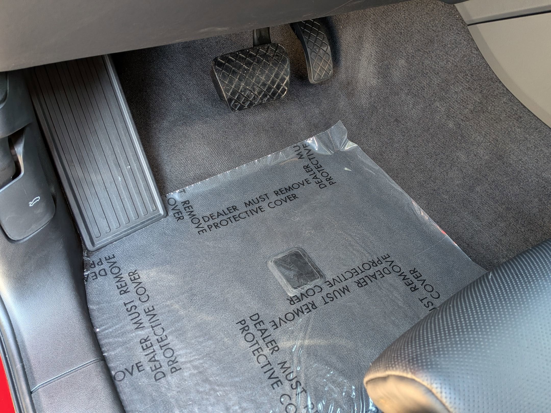 2025 Porsche Cayenne photo 6