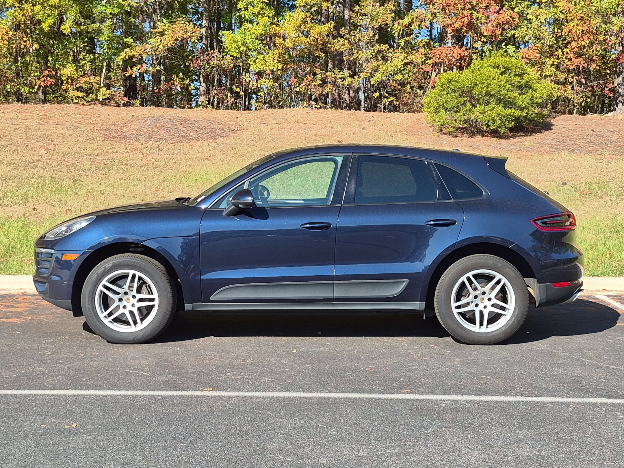 Certified 2018 Porsche Macan SUV