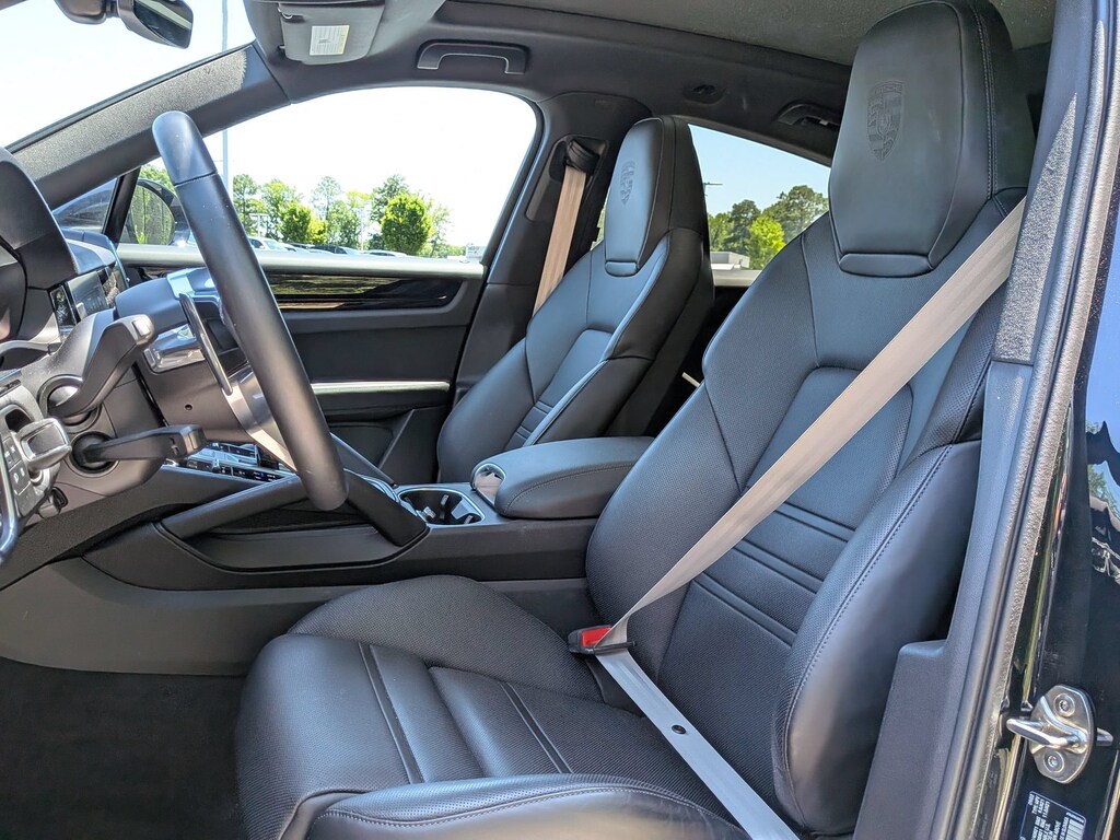 Certified 2023 Porsche Cayenne Platinum Edition Coupe SUV