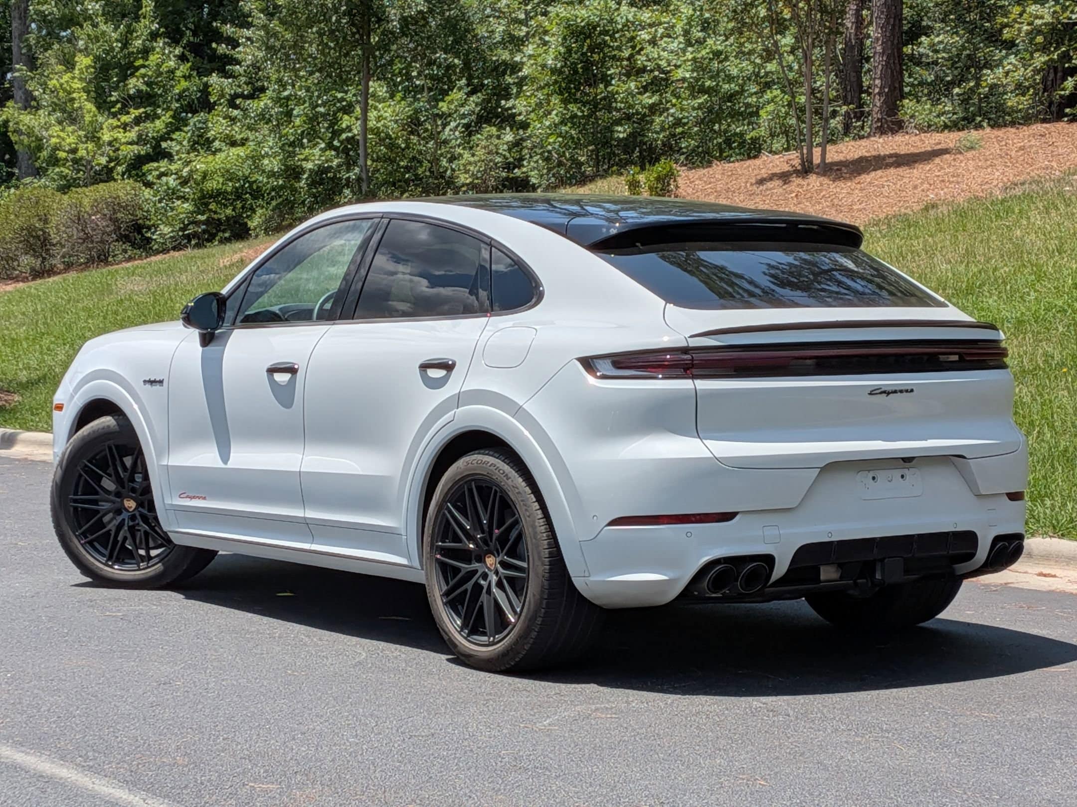 Porsche Cayenne E-Hybrid Coupe
