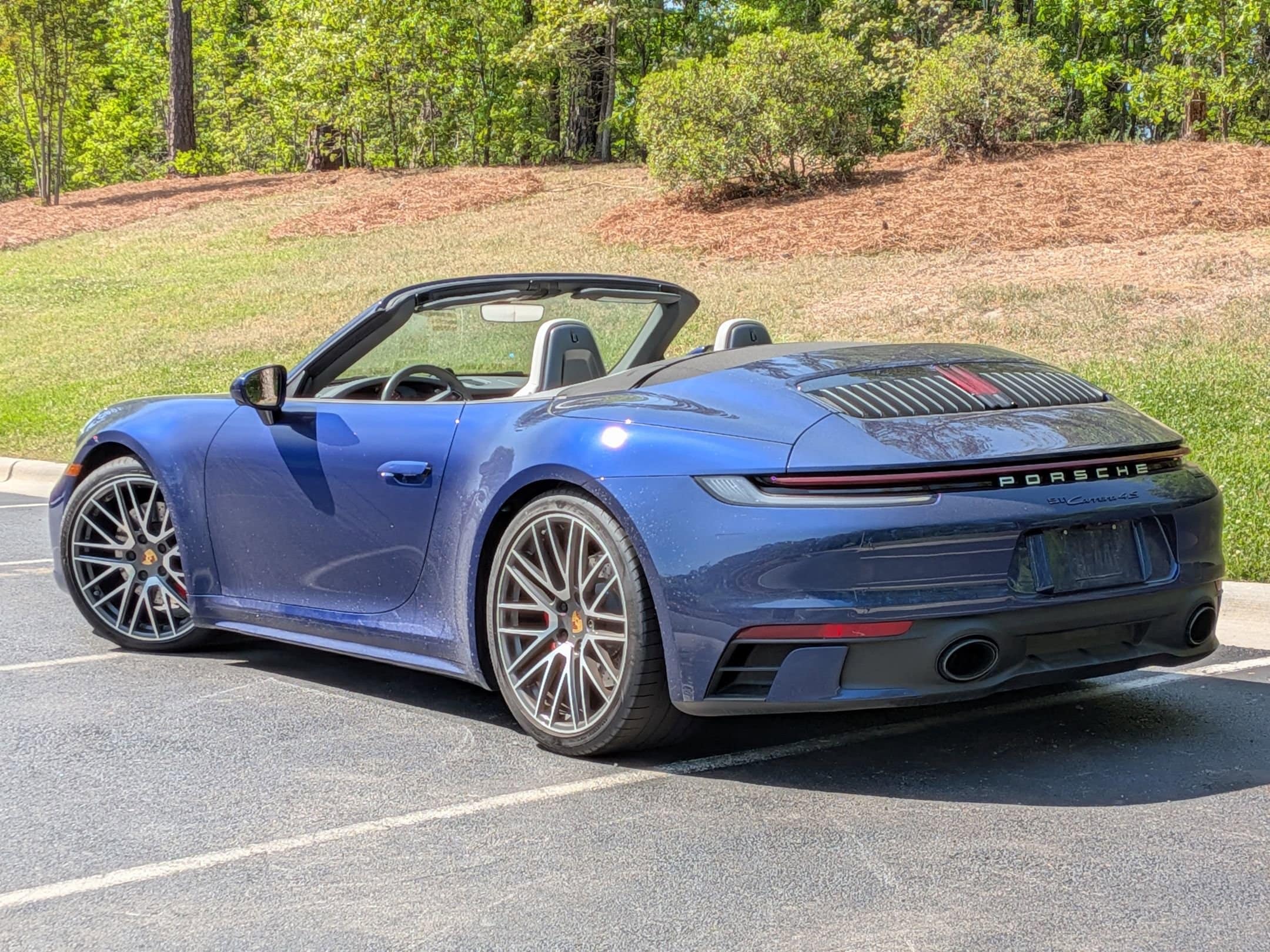 2021 Porsche 911 Carrera 4S Cabriolet photo 2
