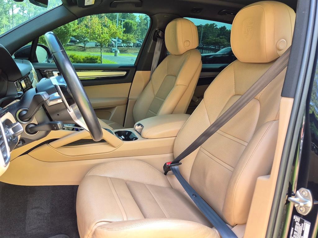Certified 2022 Porsche Cayenne Platinum Edition SUV
