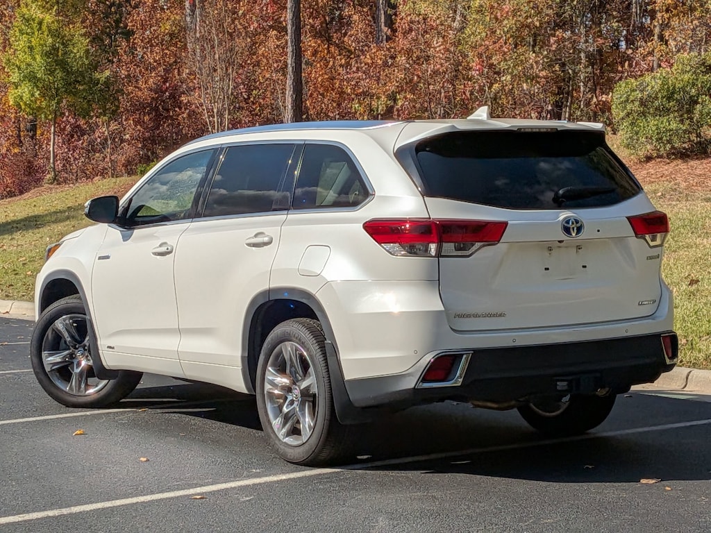 Used 2018 Toyota Highlander Hybrid Limited Platinum SUV