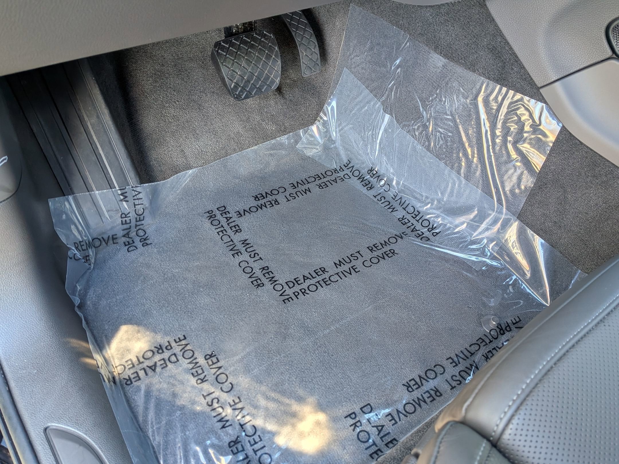 2025 Porsche Macan photo 6