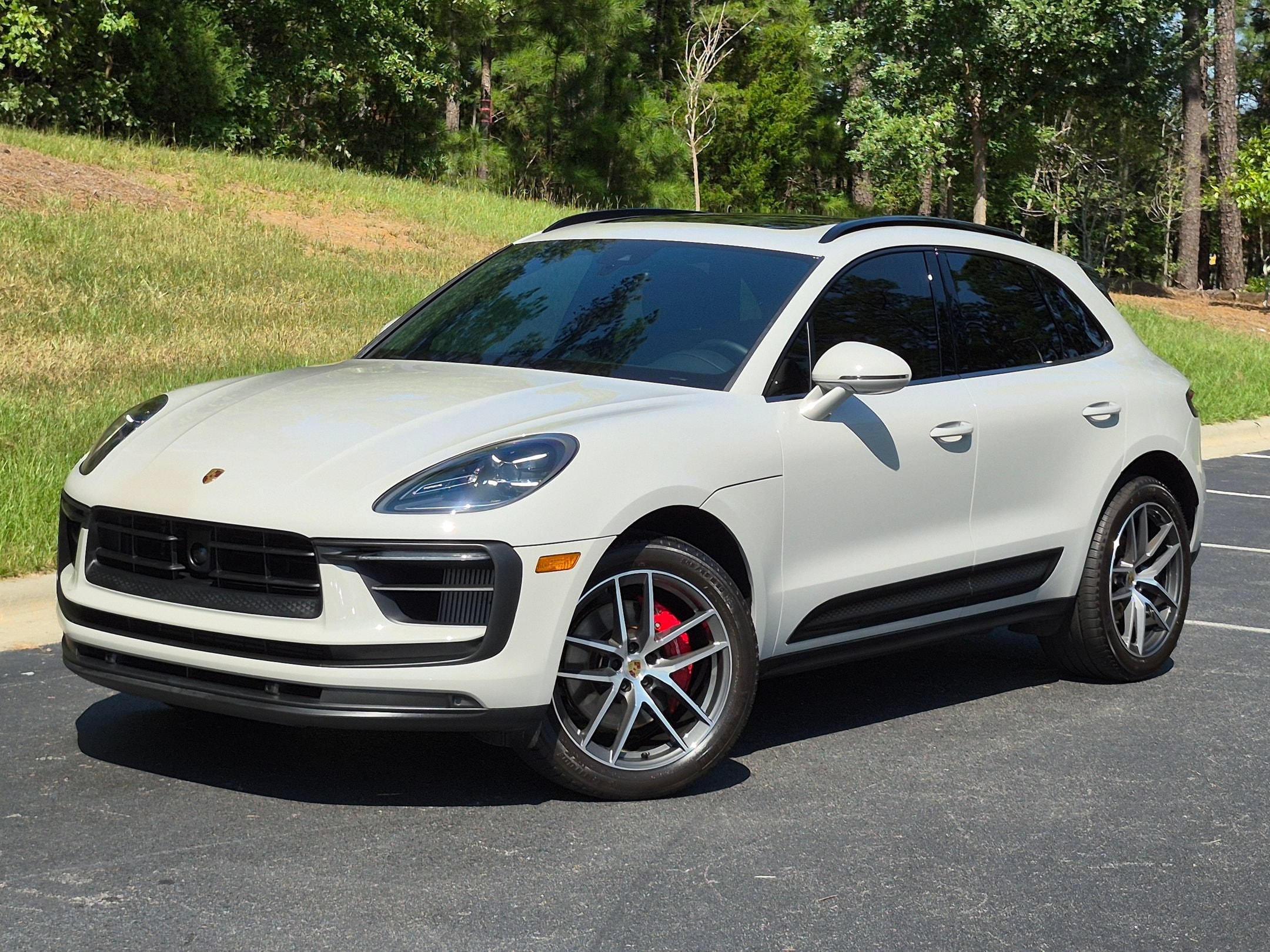 2024 Porsche Macan S