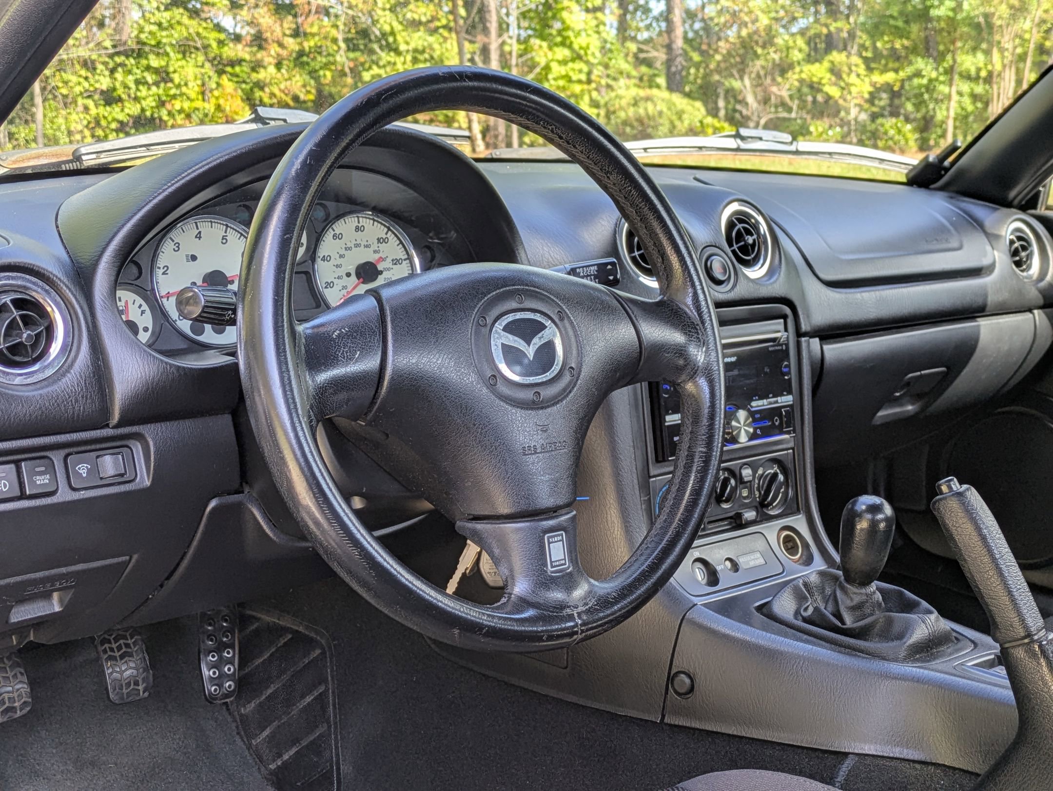 2002 Mazda MX-5 Miata Miata photo 3