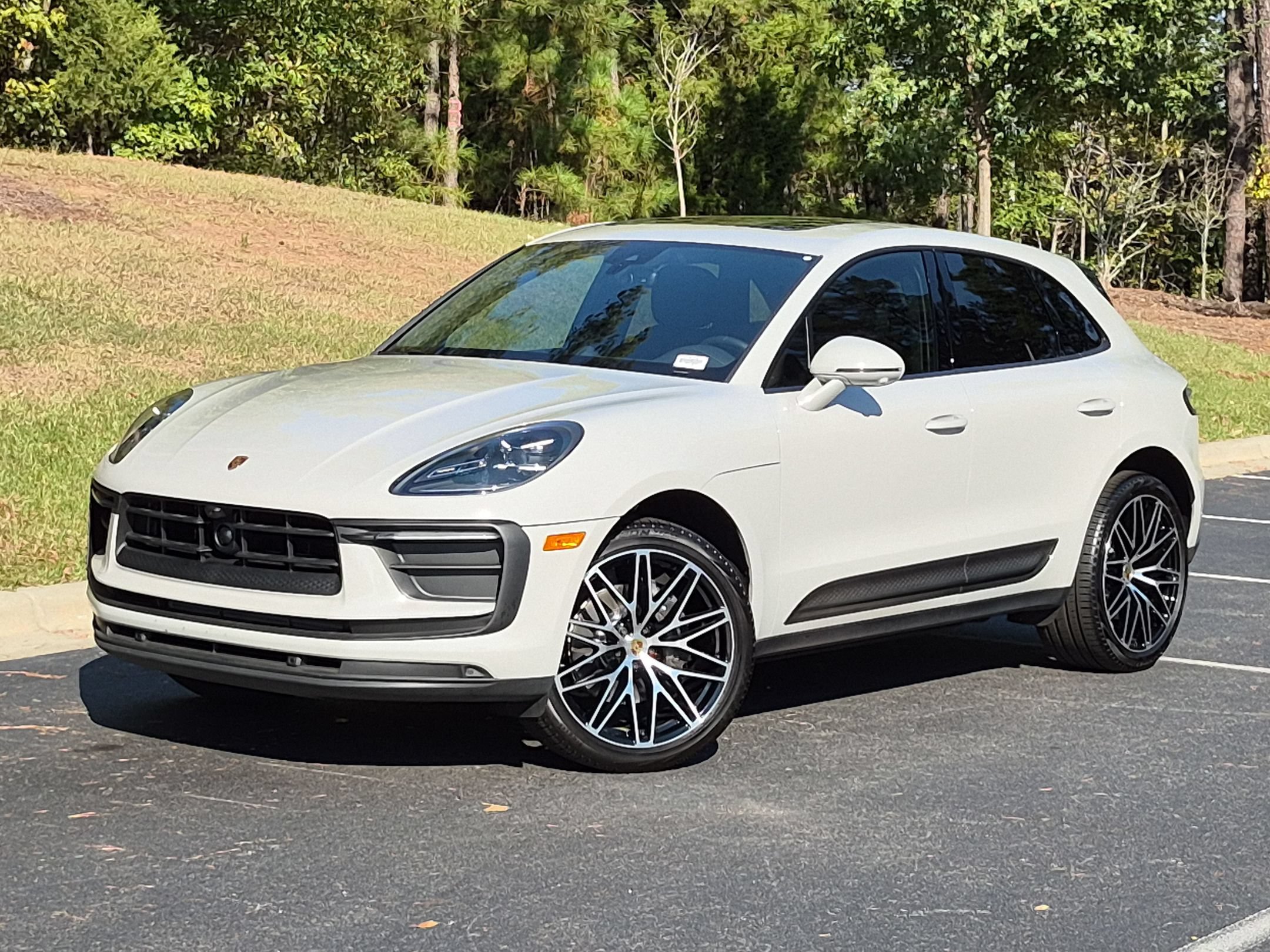 2026 Porsche Macan T